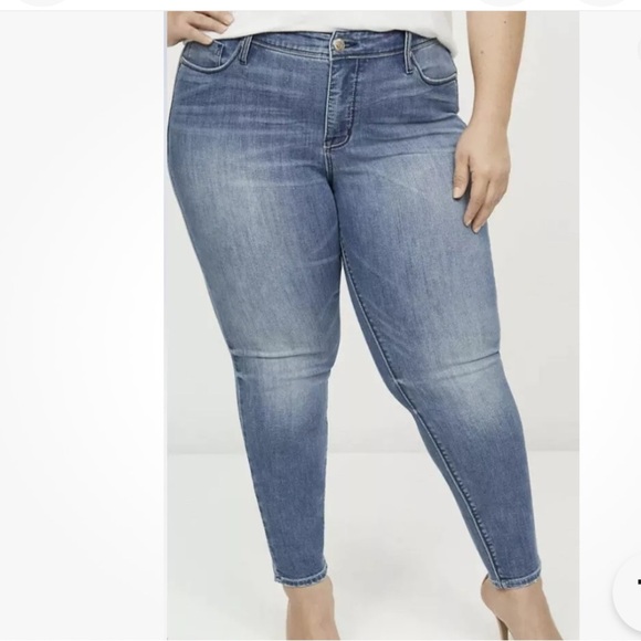 Seven7 NWT High Rise Skinny Crop jeans PLUS SIZE 24 limited edition - Picture 1 of 8